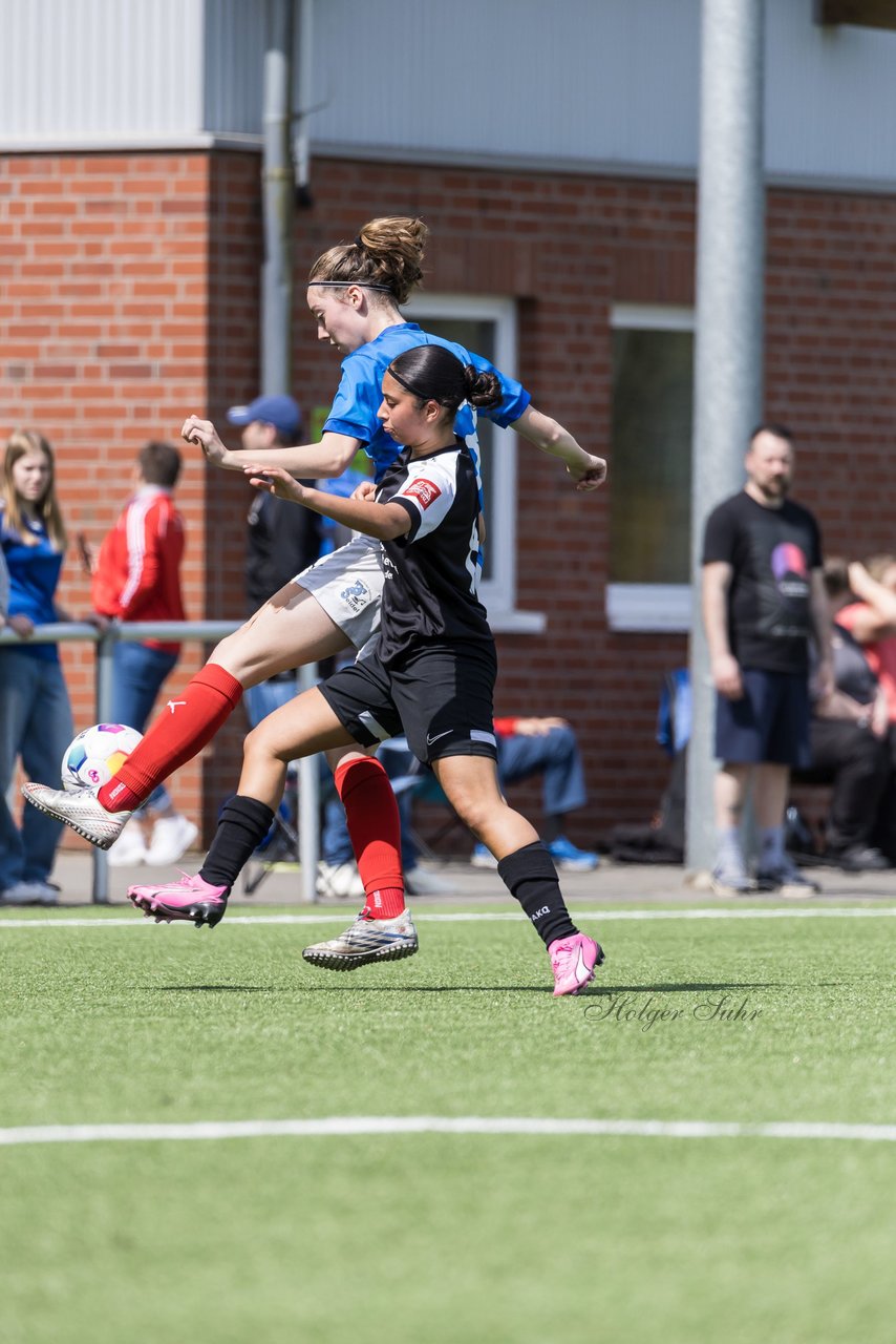 Bild 217 - wBJ SH-Pokalfinale  Holstein-Kiel - SV Viktoria : Ergebnis: 1:0